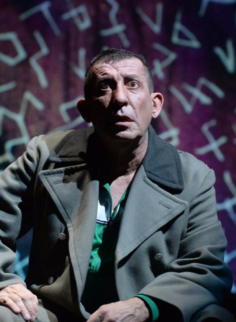 Oreste – Théâtre 14