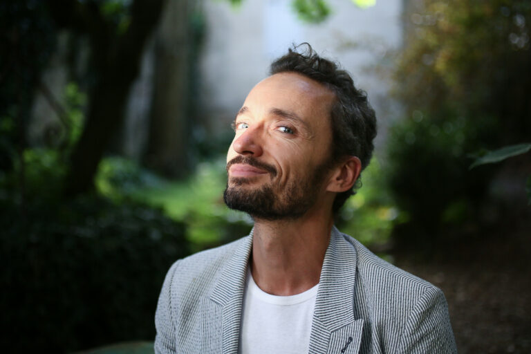 Mickaël Délis : artisan de l’émotion, explorateur de l’humain ❤️